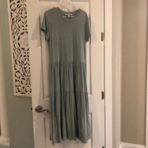 Grace + Karma dress size L